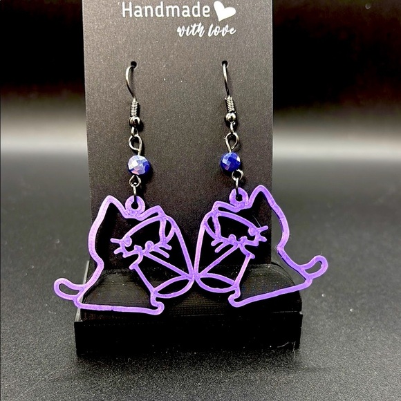 Purple Cat Earrings - Picture 1 of 6